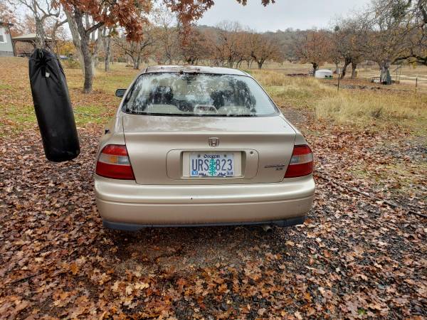 1994 Honda Accord Lx for sale 1200 or obo - cars & trucks - by owner... for sale in White City, OR – photo 3