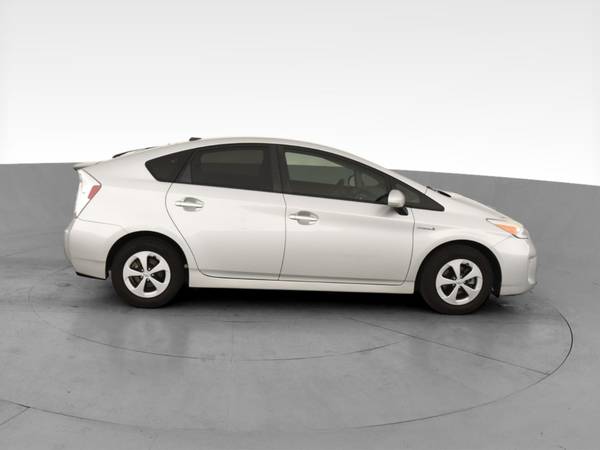 2013 Toyota Prius Three Hatchback 4D hatchback Silver - FINANCE... for sale in Bakersfield, CA – photo 13