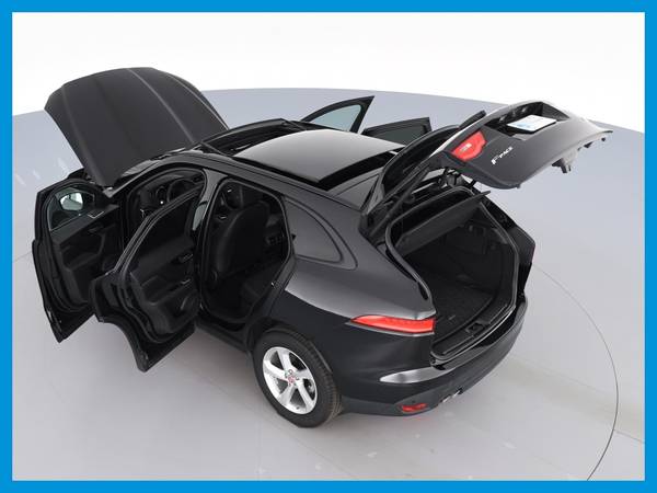 2018 Jag Jaguar FPACE 20d Premium Sport Utility 4D suv Black for sale in El Cajon, CA – photo 17