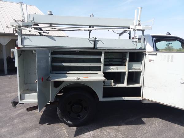 2006 Ford F350 XL Super Duty Automatic Towing SteelWeld Utility for sale in Gilberts, TX – photo 4