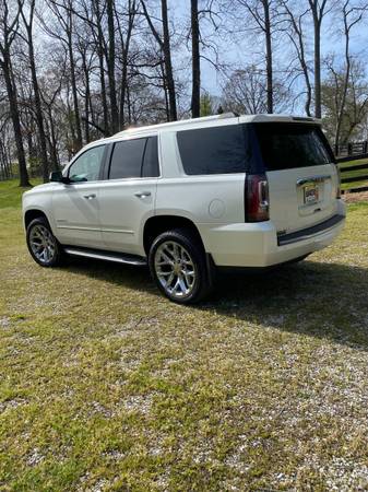 Beautiful 2015 Yukon Denali - 4x4 - New Condition - cars & trucks -... for sale in Science Hill, KY – photo 4