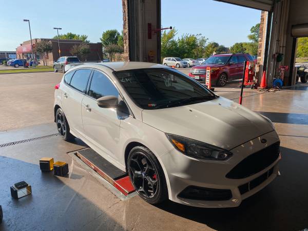 2016 Ford Focus ST • ST 3 • Hatchback 4D - cars & trucks - by owner... for sale in Garland, TX – photo 18