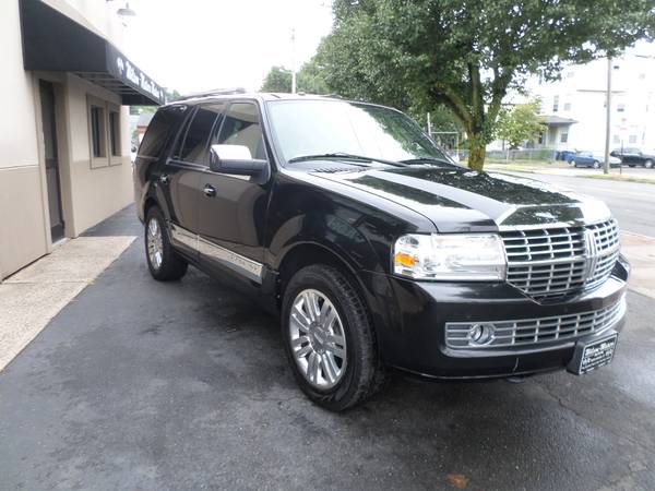 2011 Lincoln Navigator One Owner** for sale in New Haven, CT – photo 3