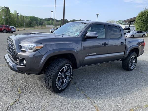 2019 Toyota Tacoma TRD Sport - - by dealer - vehicle for sale in Minden, LA – photo 10