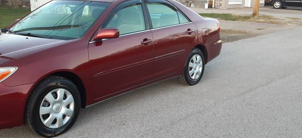 2003 Toyota Camry LE w/only 157,900 MI - cars & trucks - by owner -... for sale in Carrollton, KY – photo 2