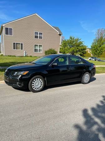 2009 Toyota Camry LE for sale in Plainfield, IL