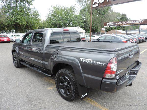 2015 Toyota Tacoma 4WD Double Cab LB V6 AT (Natl) - WE FINANCE... for sale in Lodi, NJ – photo 3