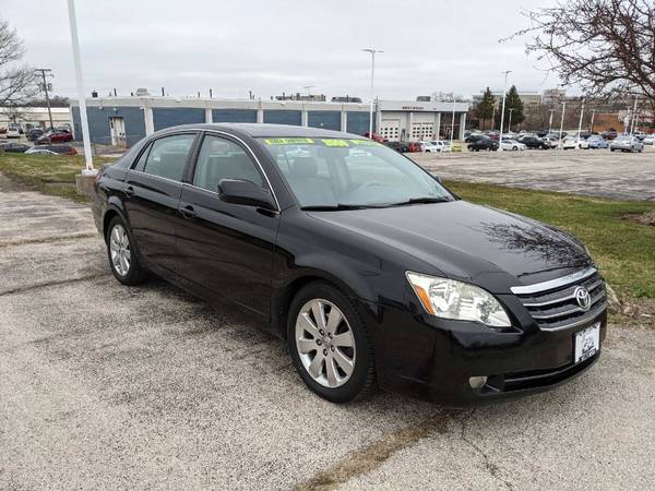 2006 Toyota Avalon XLS - - by dealer - vehicle for sale in Rockford, IL