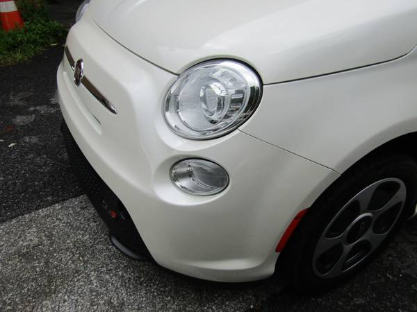 2015 Fiat 500e, Panorama Roof, Like New for sale in Yonkers, NY – photo 23