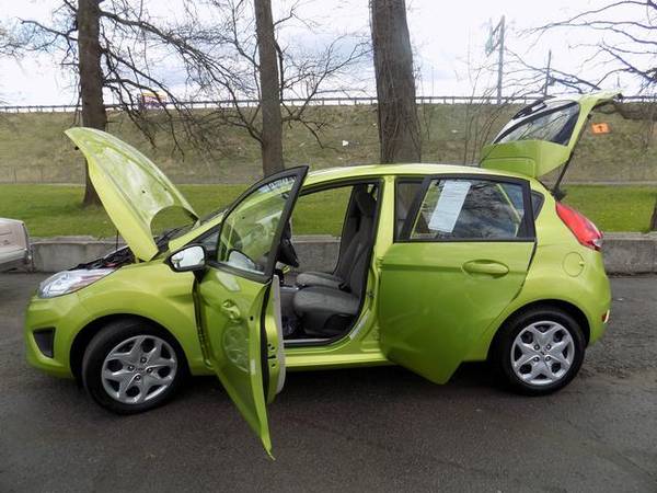 2011 Ford Fiesta 5dr HB SE - - by dealer - vehicle for sale in Norton, OH – photo 17