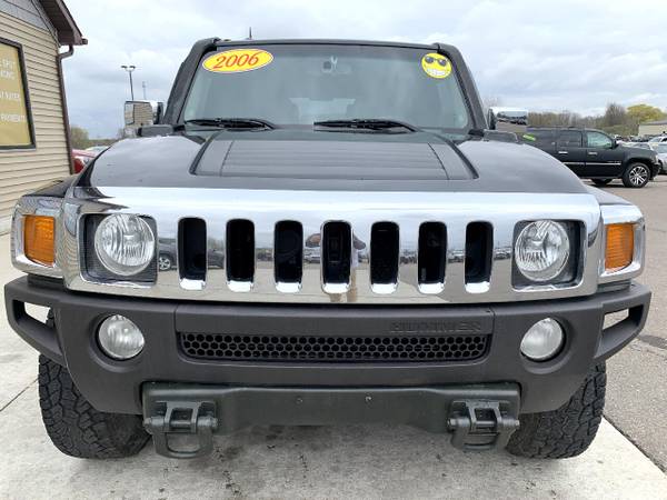 2006 HUMMER H3 4dr 4WD SUV - - by dealer - vehicle for sale in Chesaning, MI – photo 24