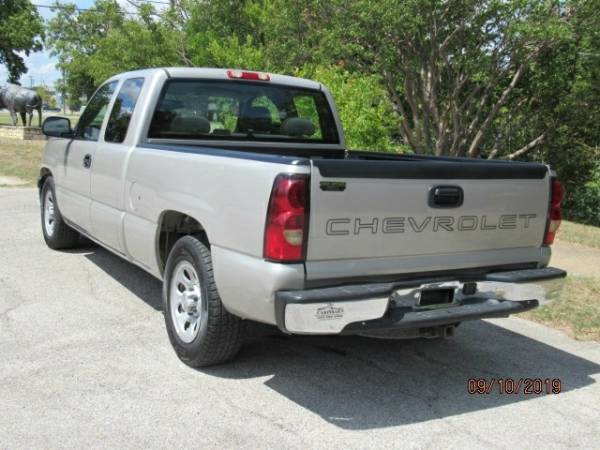 2007 Chevrolet Silverado 1500 Classic 2WD Ext Cab 143.5" Work Truck for sale in Cleburne, TX – photo 4
