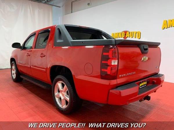 2009 Chevrolet Chevy Avalanche LT 4x4 LT 4dr Crew Cab Pickup We Can for sale in TEMPLE HILLS, MD – photo 17