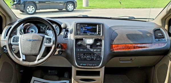 2016 Chrysler Town & Country Touring with only 47k miles - cars &... for sale in Clinton, IA – photo 15