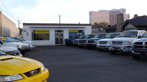 2001 Chrysler Town&Country Limited Van, AWD, 6cyl. 3rd row, MINT... for sale in Sparks, NV – photo 23