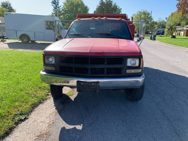 Chevy 4x4 Dump Truck w/ Plow for sale in Depew, NY – photo 3