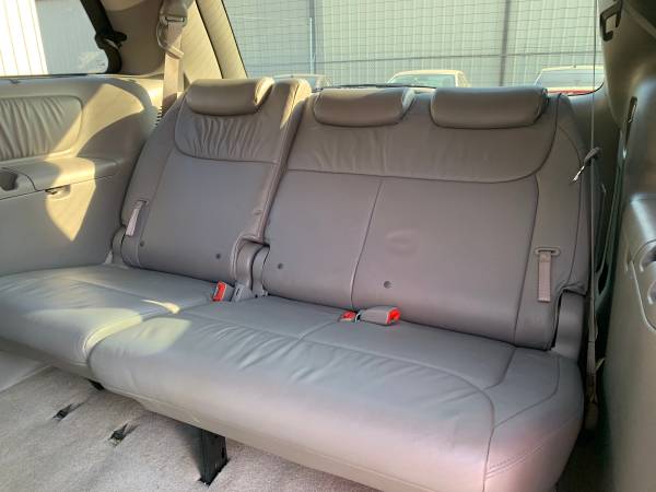 2010 Toyota Sienna XLE Entertainment 1-Owner Captain Chairs All Power for sale in Jeffersonville, KY – photo 20