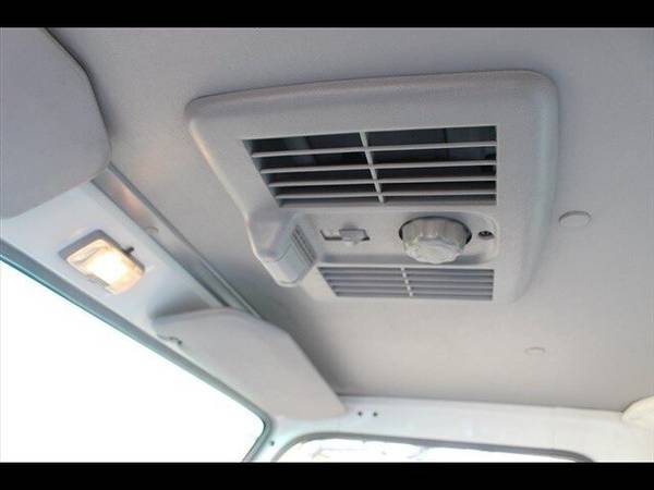 2005 ISUZU 5500 TURBO DIESEL,,SEPARATE AIR CONDITIONED IN THE TRUCK... for sale in Santa Ana, CA – photo 21