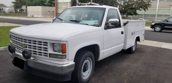 SERVICE TRUCK WITH TOOLS TO REPAIR TRUCKS FOR SALE!!! for sale in Carteret, NJ