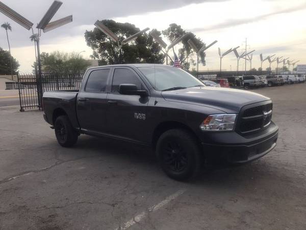 2016 Ram 1500 Crew Cab - Financing Available! - cars & trucks - by... for sale in Glendale, AZ – photo 20