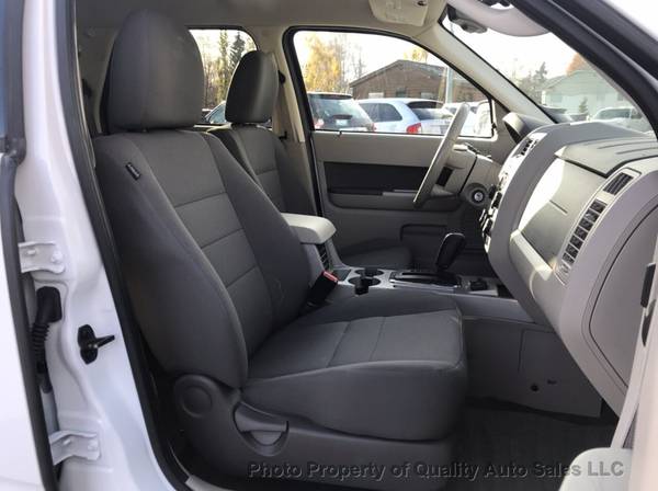 2009 Ford Escape Hybrid*Cloth Interior*Air Conditioning* for sale in Anchorage, AK – photo 17