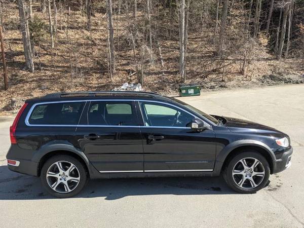 2013 Volvo XC70 T6 AWD - - by dealer - vehicle for sale in Springfield, VT – photo 6