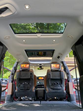 2019 Pacifica LIMITED Fully Loaded TVS, Blu-Ray, Exotic Interior for sale in Royal Oak, MI – photo 6