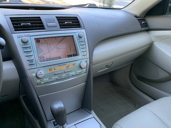 2007 Toyota Camry Hybrid, 185k miles, leather, nav, well maintained! for sale in Cincinnati, OH – photo 16