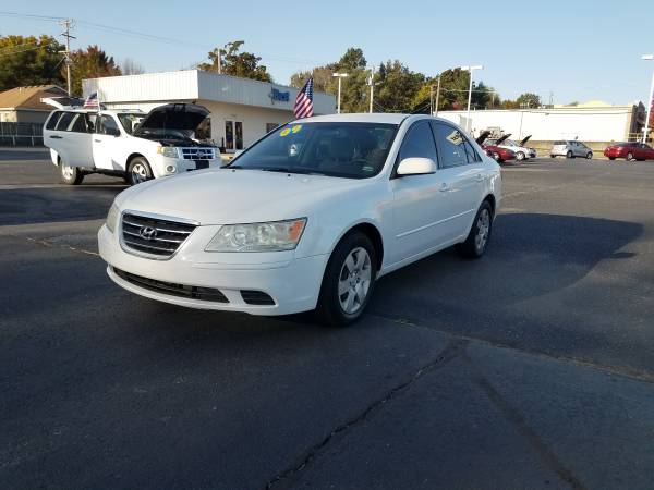 2009 Hyundai Sonata, No GPS or Kill Switches on our vehicles - cars... for sale in Joplin, MO – photo 3