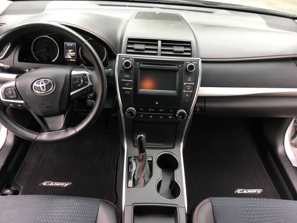 CLEAN 2015 Toyota Camry 60K freshly detailed, regular oil changes for sale in Louisville, KY – photo 7