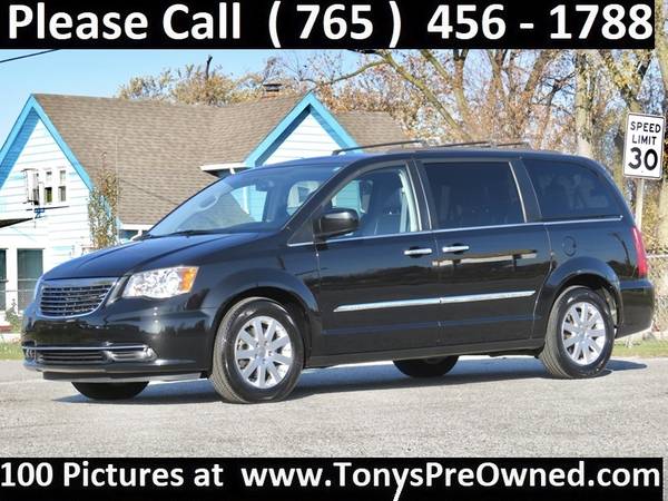 2014 CHRYSLER TOWN & COUNTRY ~~~~~~~ 37,000 Miles ~~~~~~~... for sale in Kokomo, IN – photo 2