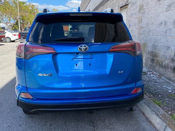 2018 Toyota RAV4 RAV-4 28-k miles - - by dealer for sale in Hialeah, FL – photo 5