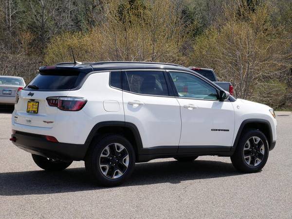 2018 Jeep Compass Trailhawk - - by dealer - vehicle for sale in Hudson, MN – photo 11