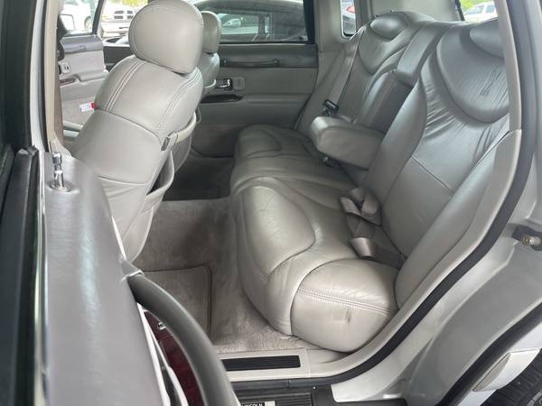 1996 Lincoln Town Car - Fresh Goodyears - Cartier Designer Series for sale in Gonzales, LA – photo 18