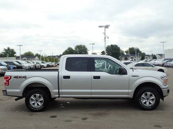 2018 Ford F150 F150 F 150 F-150 truck XLT (Ingot Silver for sale in Sterling Heights, MI – photo 9