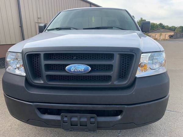 2006 Ford F-150 XL Regular Cab - 8 FT bed - 81,000 miles for sale in Uniontown , OH – photo 2
