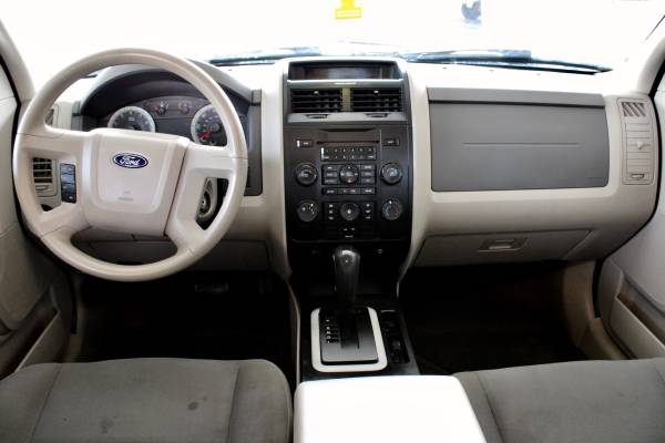 2009 Ford Escape XLS AWD - - by dealer - vehicle for sale in Camby, IN – photo 15
