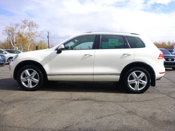 2012 Volkswagen Touareg TDU LUX 4Motion for sale in Duluth, MN – photo 2