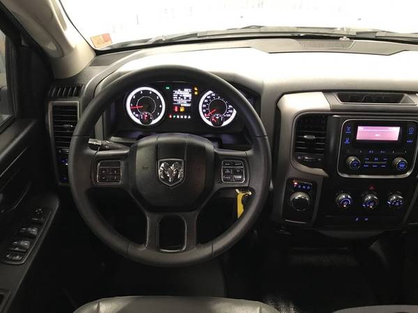 2018 RAM 1500 TRADESMAN! 1 OWNER!! PERFECT CARFAX!! LTHR!! 61K MILES!! for sale in Norman, TX – photo 8