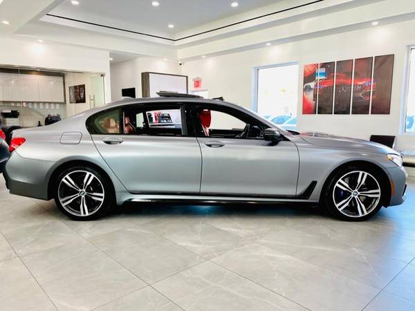 2018 BMW 7 Series 750i xDrive Sedan 749 / MO - cars & trucks - by... for sale in Franklin Square, NY – photo 15