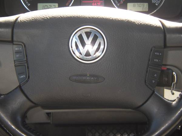 2003 Volkswagen Passat GLS FWD for sale in Dowagiac, MI – photo 9