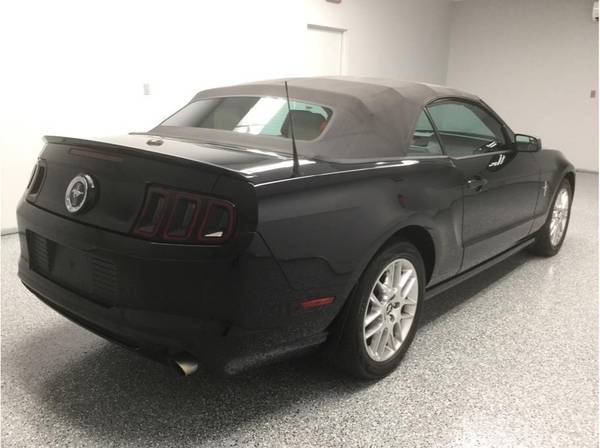 2013 Ford Mustang V6 Premium Convertible*COME TEST DRIVE*WE FINANCE* for sale in Hickory, NC – photo 15