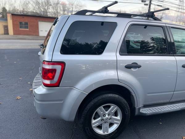 2010 Ford Escape Hybrid AWD Hybrid loaded roof 125k 30mpg - cars &... for sale in Walpole, RI – photo 9