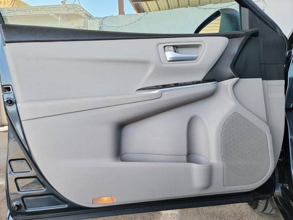 2017 Toyota Camry SE Sedan 4D sedan GRAY - - by dealer for sale in El Paso, TX – photo 9
