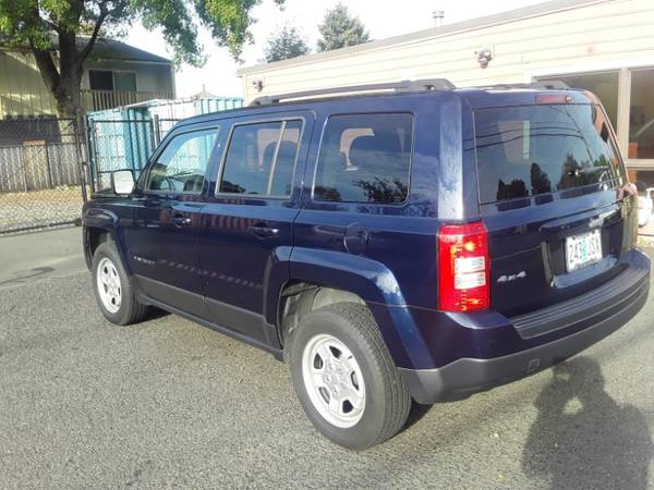 2016 Jeep Patriot Sport 4WD - cars & trucks - by dealer - vehicle... for sale in Gresham, OR – photo 3