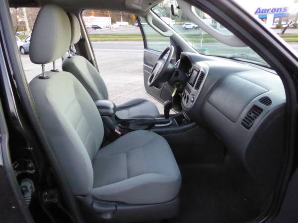 2007 Ford Escape Hybrid*RUNS NICE*CLEAN*90DAYS WRNTY*LOW MILES* -... for sale in Roanoke, VA – photo 17