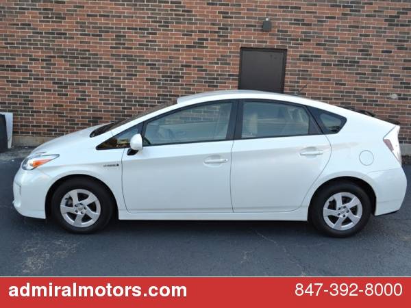 2013 Toyota Prius 5dr Hatchback Three,Navi,Bluetooth,BackupCam for sale in Arlington Heights, IL – photo 2