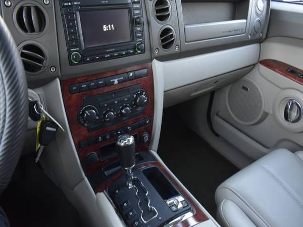 2007 Jeep Commander Limited 4WD - cars & trucks - by dealer -... for sale in Duluth, MN – photo 17