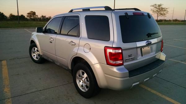 2009 Ford Escape Limited AWD (Reduced) for sale in Lincoln, NE – photo 3