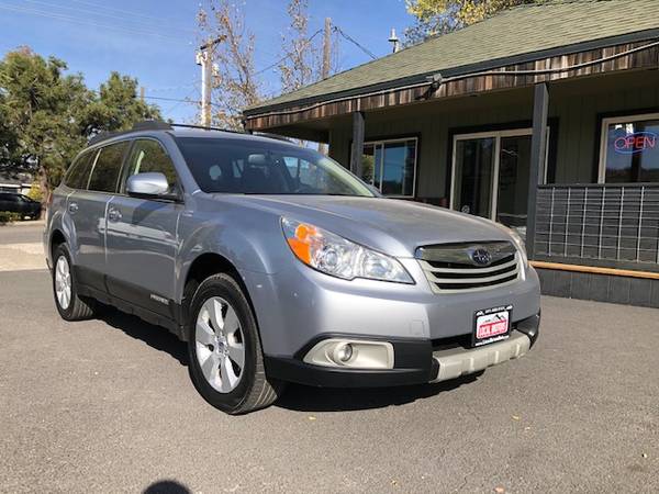 2012 Subaru Outback Limited AWD Wagon Leather Loaded Moonroof 2... for sale in Bend, OR – photo 3
